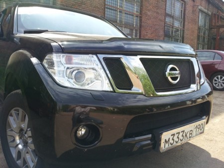 Защита радиатора Nissan Pathfinder (NAVARA) 2011-2014 black низ Защита радиатора Nissan Pathfinder (NAVARA) 2011-2014 black низ