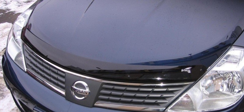 Дефлектор капота оригинал Nissan Tiida C11 ( 2007-2015) SNITII0612 SIM (Россия) Дефлектор капота оригинал Nissan Tiida C11 ( 2007-2015) SNITII0612 SIM (Россия)