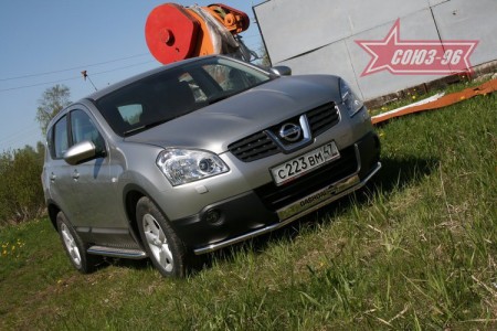 Защита переднего бампера d 42 (труба) на Ниссан Кашкай (Nissan Qashqai 2007-2010) 