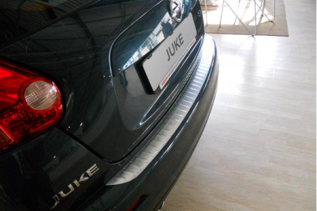 Накладка на задний бампер, нержавеющая сталь для Ниссан Джук (Nissan Juke 2010-2014) оригинал