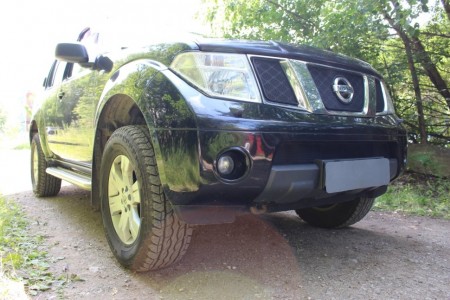 Защита радиатора Nissan Pathfinder III 2004-2010/Navara III (D40) 2005-2010 black низ