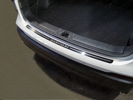 Накладка на задний бампер (лист зеркальный надпись Qashqai ( Nissan Qashqai 2019-)
