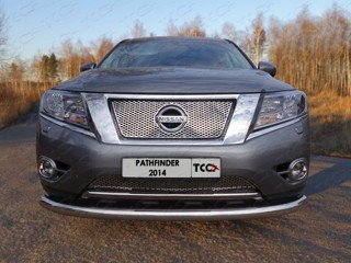 Решетка радиатора верхняя на Ниссан Патфайндер ( Nissan Pathfinder 2014-)
